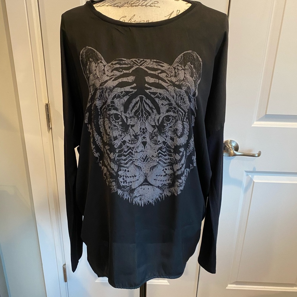 Zara tunic with tiger.